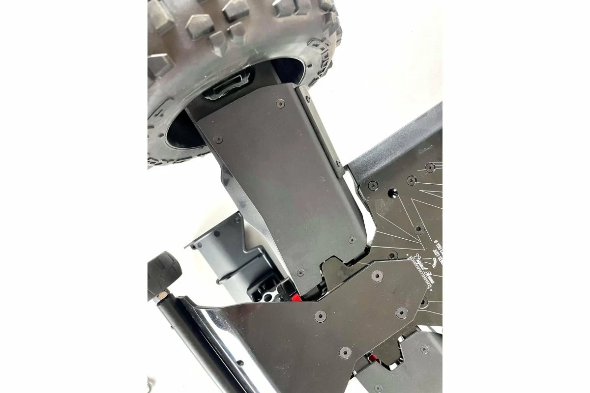 T-Bone Racing 00057 | T-Bone 1/5 ARRMA Outcast 8S Rear Mud Guards/A-Arm Skid Plates