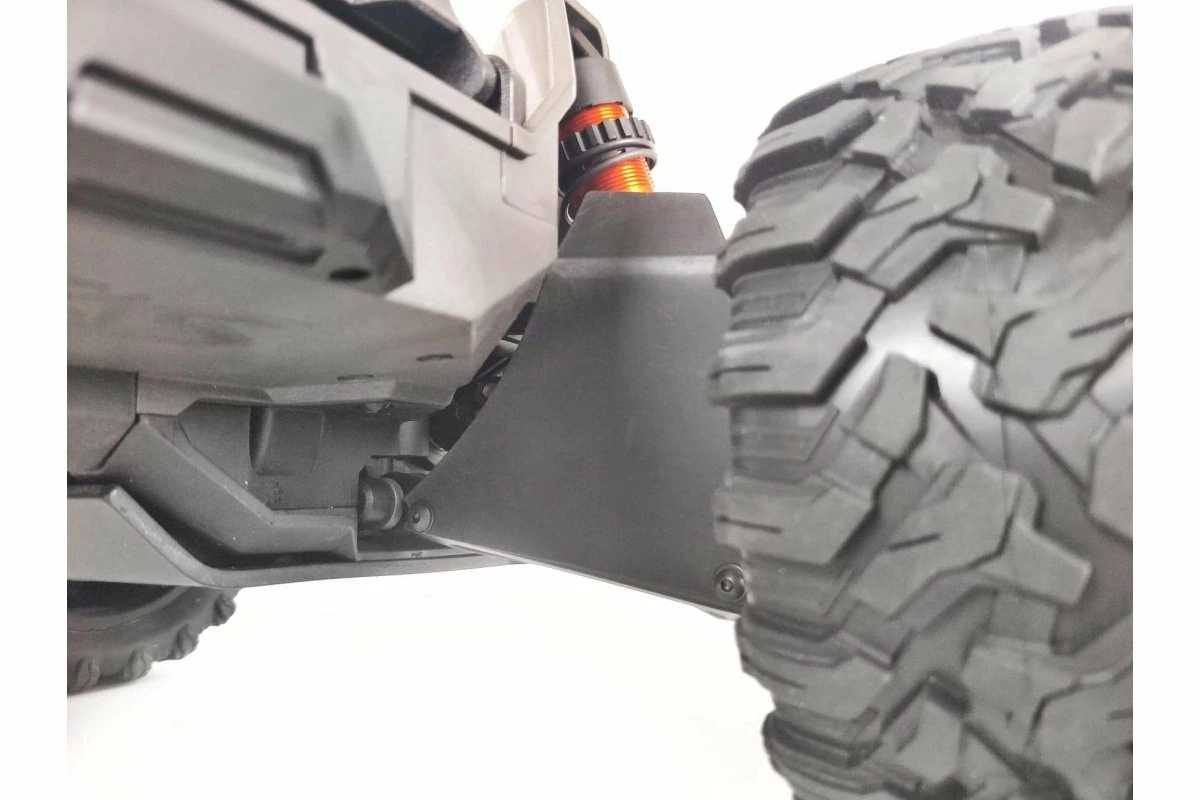 62215 | T-Bone Racing Black Traxxas Maxx 4S Rear Mud Guard For Suspension Arm Set - Image 3